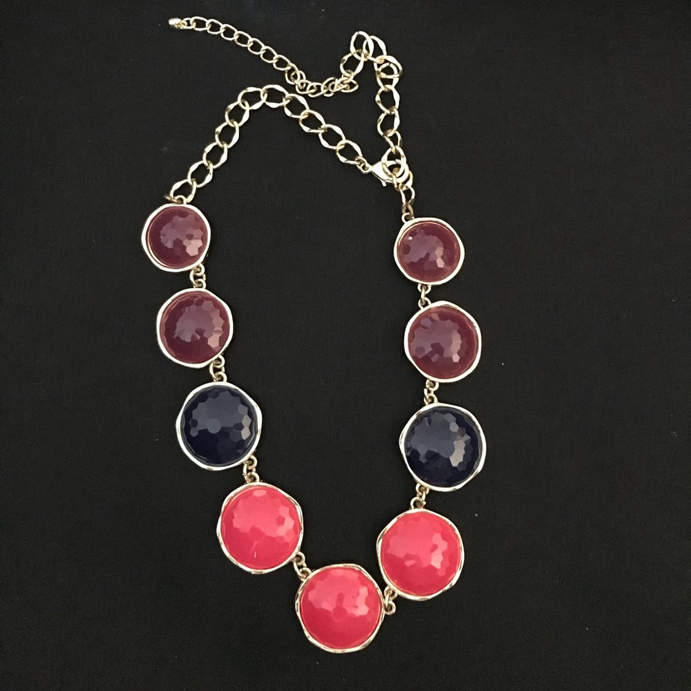 Stunning Statement necklace!